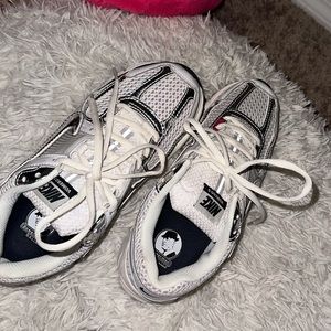 Nike 5 Vomero W 8.5 true to size less than normal wear